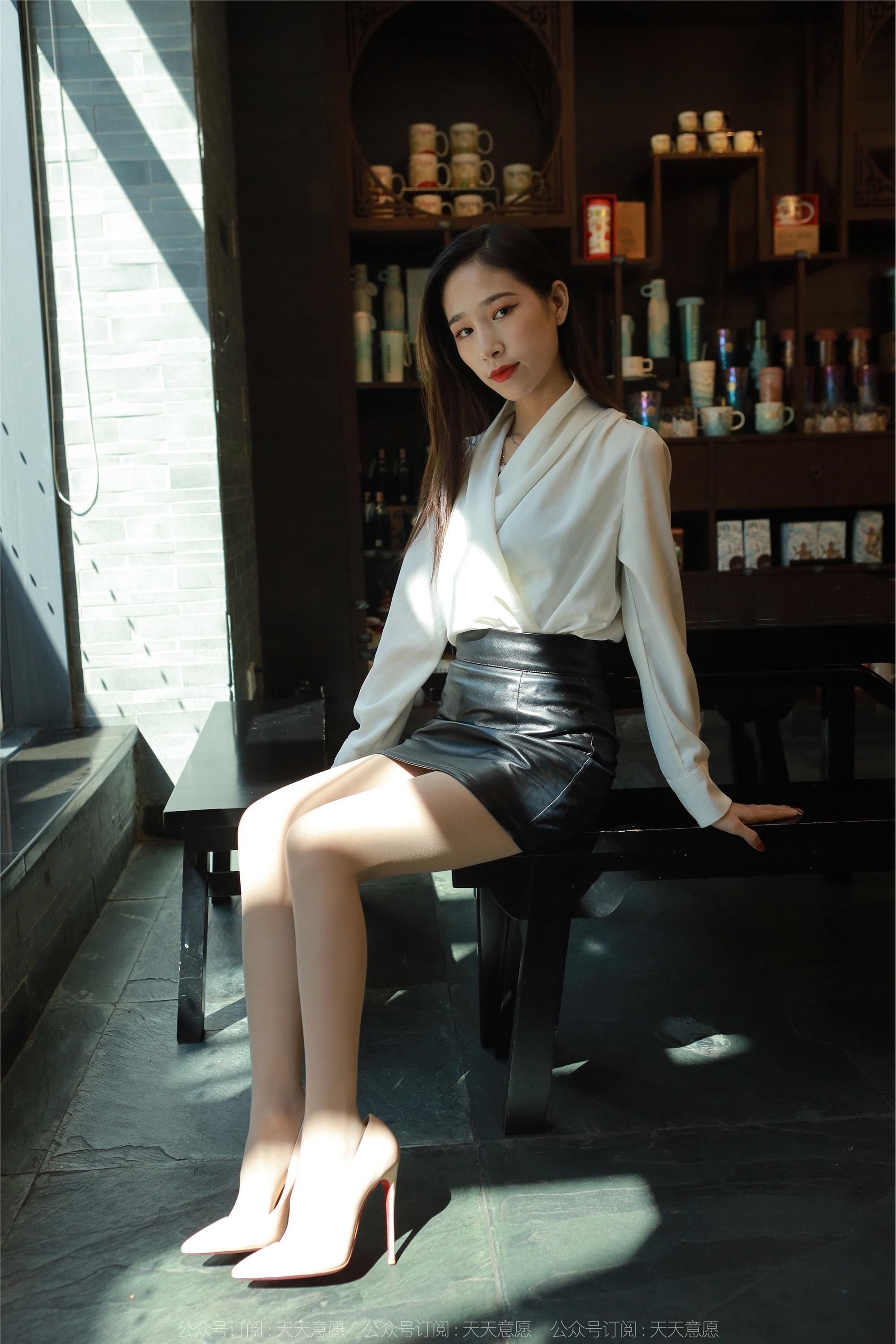 IESS异思趣向  2022.11.15 丝享家 1269 美子《裸色高跟》